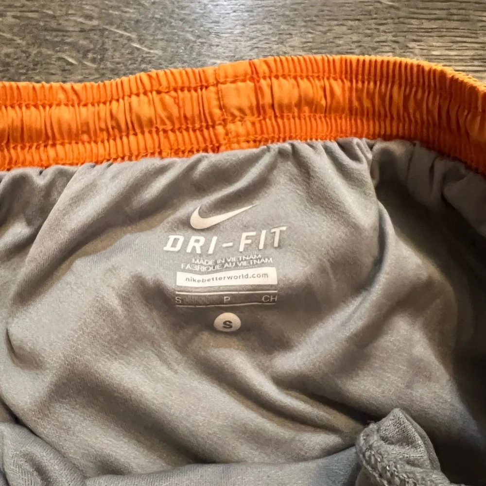 Nike Dri-Fit Shorts SZ‎ SM